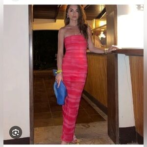 H:ours Rios Maxi Dress in strawberry tie dye